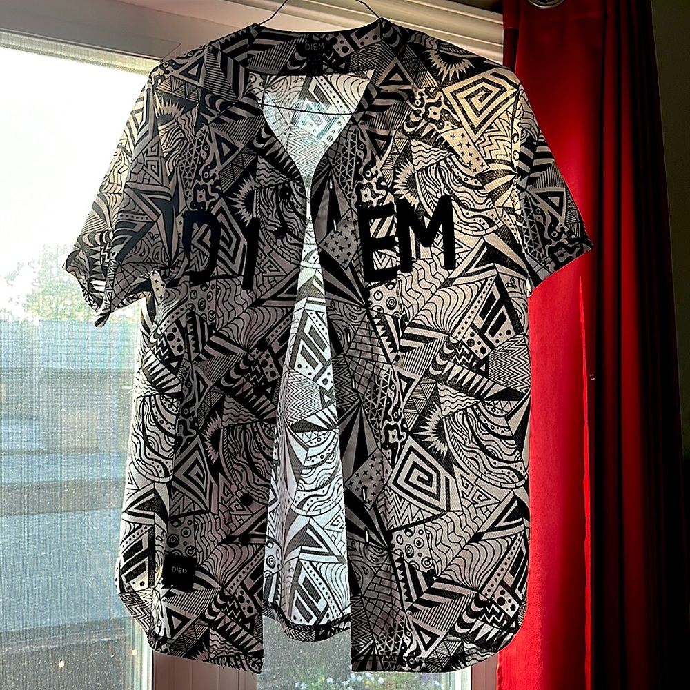 DIEM retro baseball jersey. Size small.